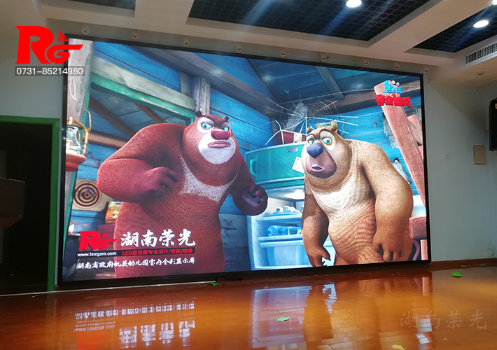 ����ʡ�����C�P(gu��n)�׃��@LED�@ʾ���Ŀͨ�^��ս���ʹ��