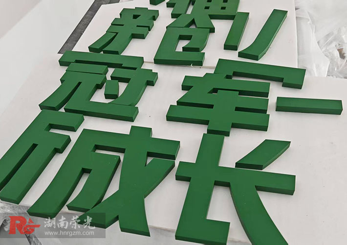 �L(zh��ng)ɳ�����������ֳɞ��Ļ������w������