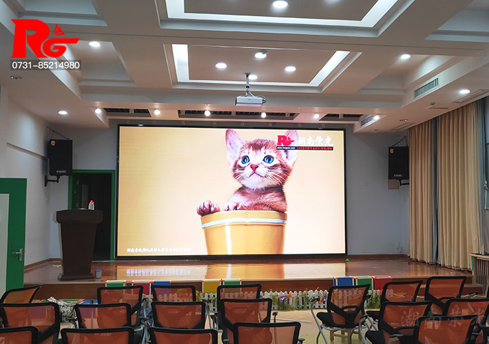 �L(zh��ng)ɳ���_(t��i)LED�@ʾ��