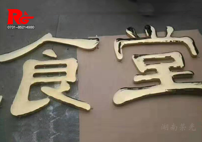 �������w��